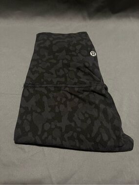Lululemon super high rise leggings